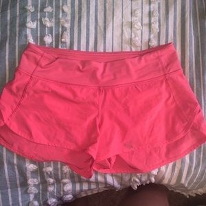 Lululemon shorts size 6